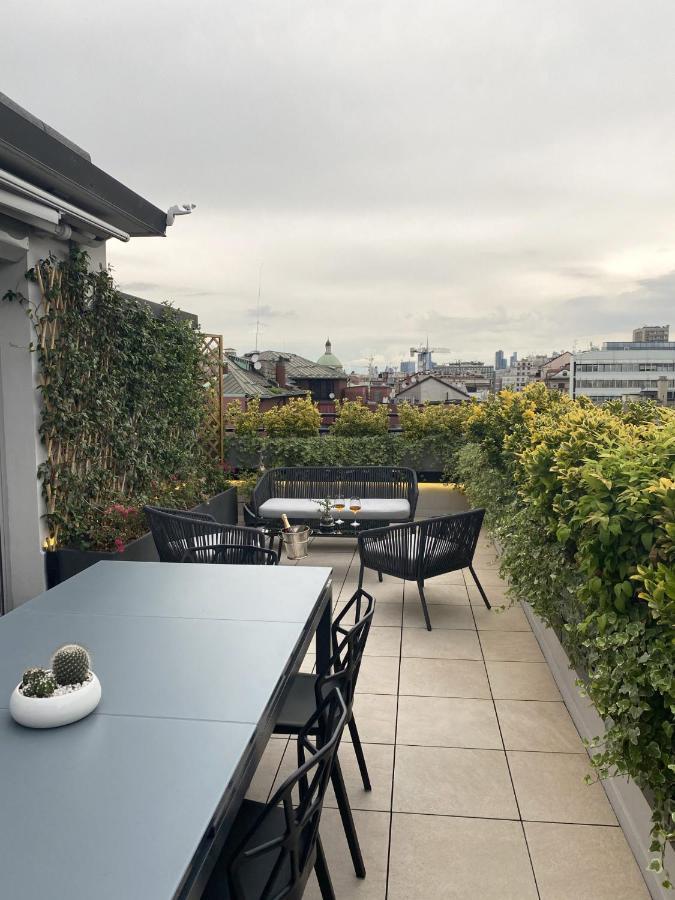 Easylife - Splendido attico con terrazzo e vista mozzafiato nel cuore della città Milão Exterior foto