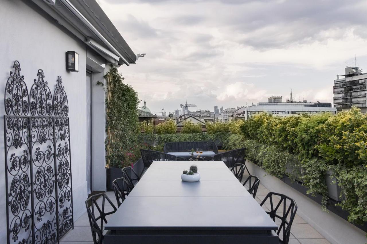 Easylife - Splendido attico con terrazzo e vista mozzafiato nel cuore della città Milão Exterior foto